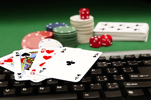 Three Essential Tips on How to Become Successful at Playing Online Poker