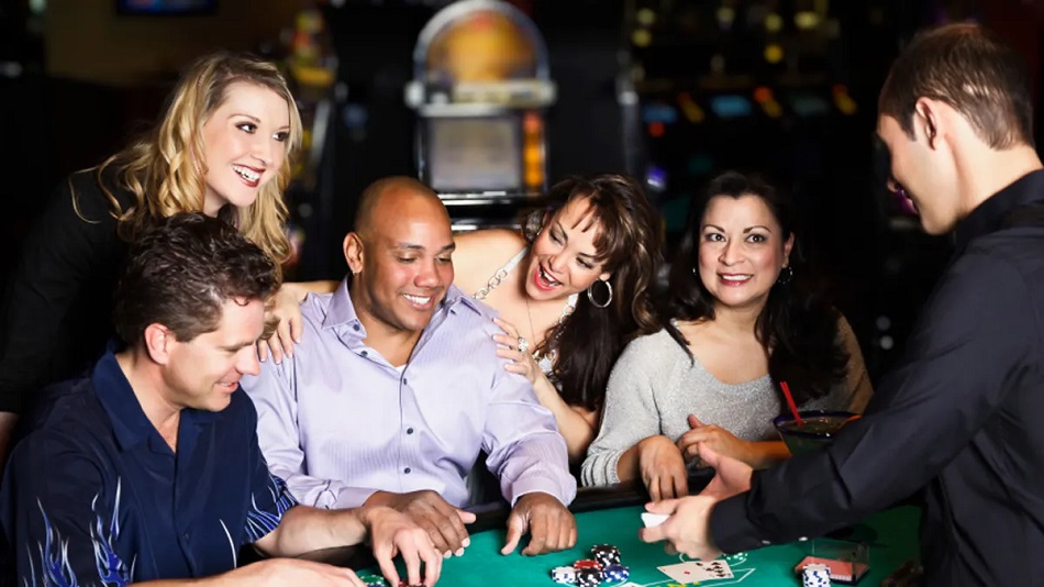 Recommended Gambling Games for Playing Together